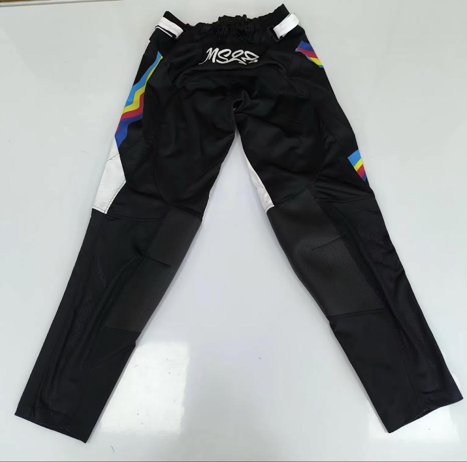 Tenue Black Venom